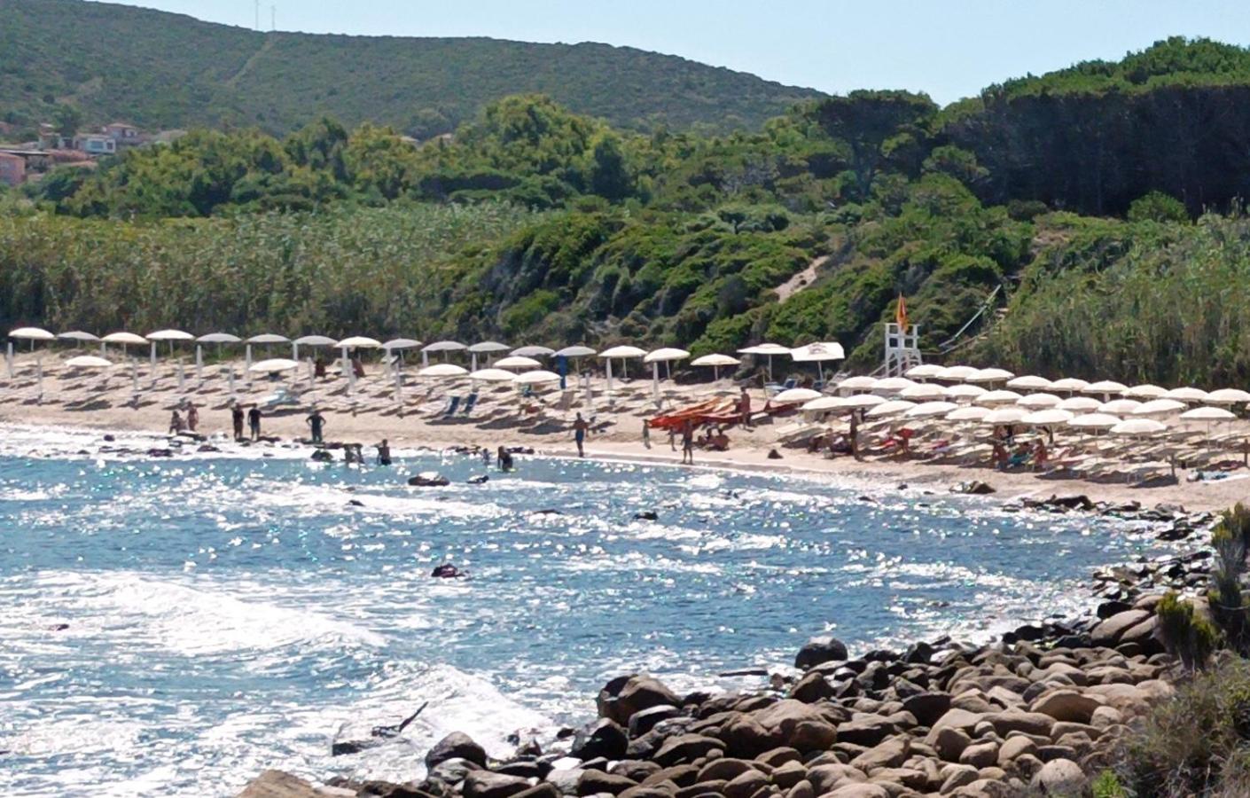Gli Oleandri Di Calarossa - 5M Walk To The Beach Isola Rossa Exterior photo