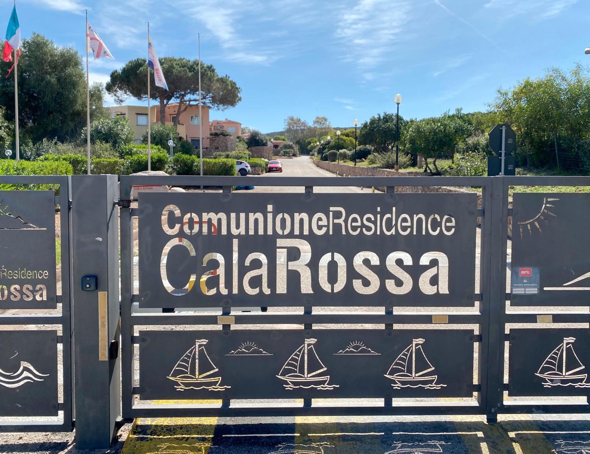Gli Oleandri Di Calarossa - 5M Walk To The Beach Isola Rossa Exterior photo